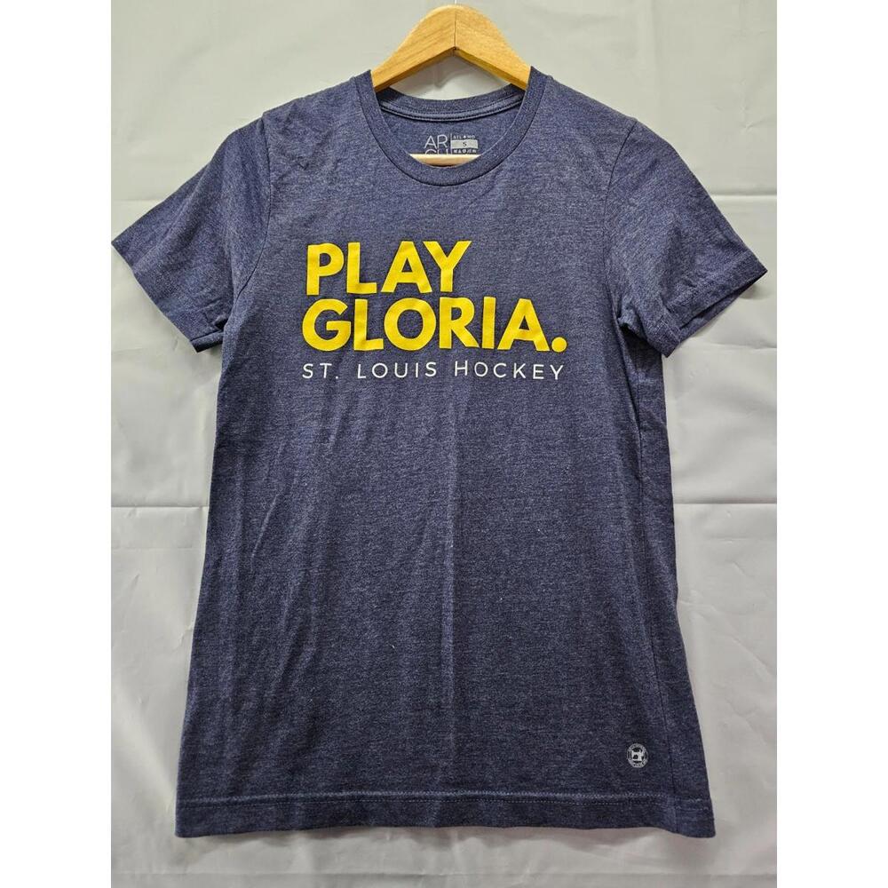 Arch Apparel “Play Gloria” St. Louis Hockey Graphic Tee – Navy – Size Small